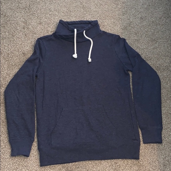 👉Navy sweater